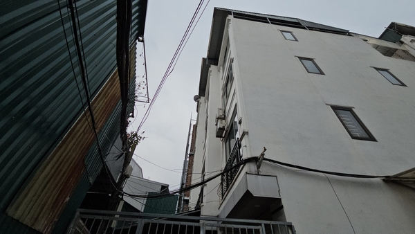 Bán nhà phố Bát Khối, Cự Khối, 5 tầng, DT 38m2, MT 3.2m, 4PN, ô tô đỗ cửa, SĐCC, 2024