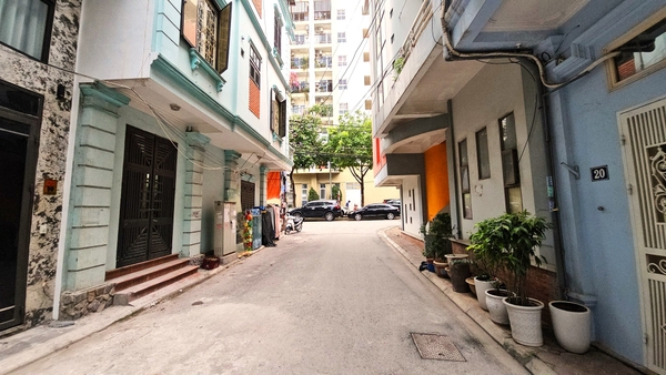 Bán nhà phân lô Nguyễn Văn Cừ, Gia Thụy, 5 tầng, DT 41m2, MT 4m, 4PN, SĐCC, 2026