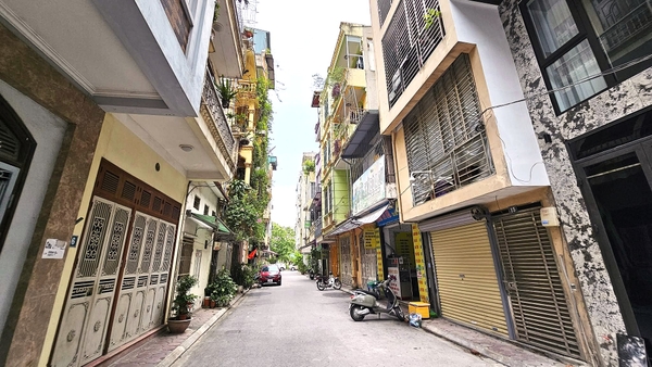 Bán nhà phân lô Nguyễn Văn Cừ, Gia Thụy, 5 tầng, DT 41m2, MT 4m, 4PN, SĐCC, 2026