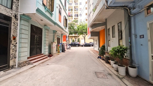 Bán nhà phân lô Nguyễn Văn Cừ, Gia Thụy, 5 tầng, DT 41m2, MT 4m, 4PN, SĐCC, 2026