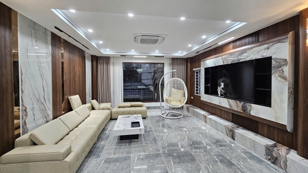 Bán nhà Ngõ 206 Cổ Linh, gần Aeon Mall, 7 tầng, DT 80m2, MT 5m, 4PN, Full nội thất