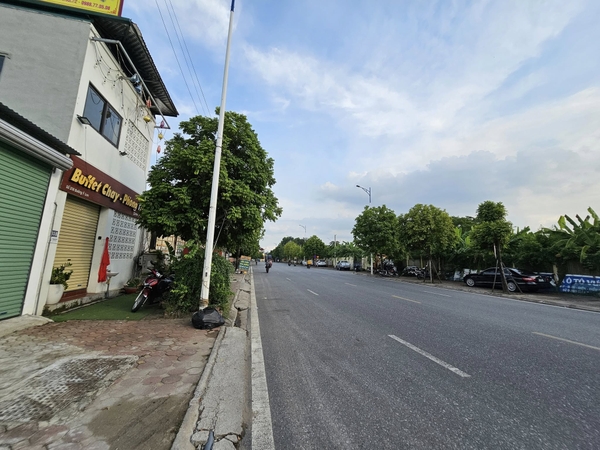 Bán đất mặt đường Ỷ Lan, Thuận An, DT 100m2, MT 5m, đường 22m, SĐCC, 16,5 tỷ