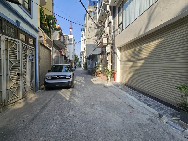 Bán nhà 7 tầng phân lô 918 Phúc Đồng, DT 85m2, MT 5m, 4PN, thang máy, gara ô tô