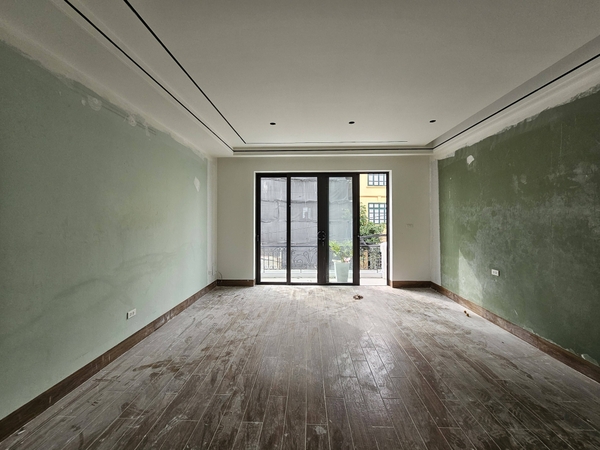 Bán nhà mặt ngõ phố Bát Khối, Cự Khối, 5 tầng, DT 90m2, MT 5m, tiện kinh doanh, 2026