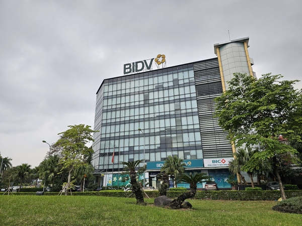 Bán nhà mặt ngõ Sài Đồng, gần Hapro, 6 tầng, DT 53m2, MT 4.15m, 3PN, Lô góc, 2026