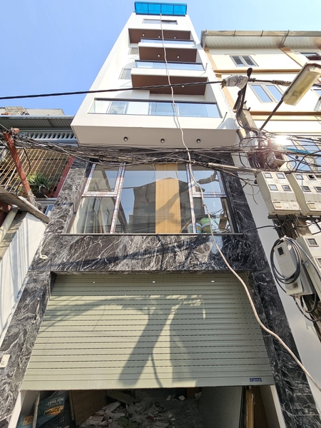 Bán nhà phố Nguyễn Lam, gần chợ Phúc Đồng, 7 tầng, DT 40m2, MT 4m, 4PN, thang máy