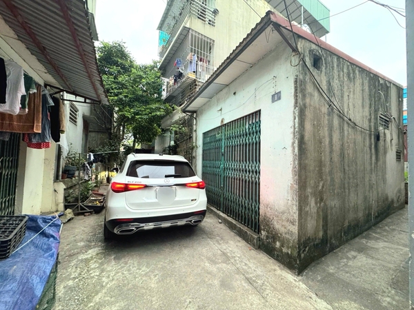 Bán đất Ngõ 466 Ngô Gia Tự, Việt Hưng, DT 55m2, MT 4.5m, lô góc, ô tô vào nhà, 2026