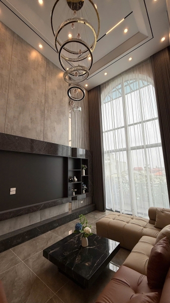 Bán nhà mặt ngõ Ngọc Thụy, 7 tầng, DT 86m2, MT 4.2m, 3PN, full nội thất, có thang máy, gara