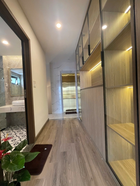 Bán nhà phố Vũ Đức Thận, Việt Hưng, 6 tầng, DT 50m2, MT 4m, có thang máy, ĐÃ BÁN