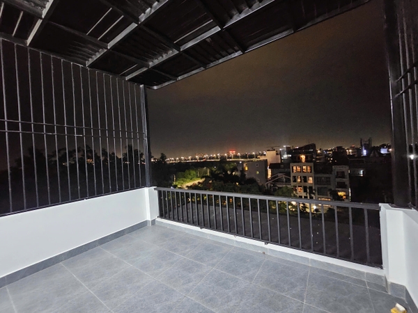 Bán nhà Ngõ 204 phố Cổ Linh, 7 tầng, DT 45m2, MT 4m, 3PN, full nội thất, tiện kinh doanh