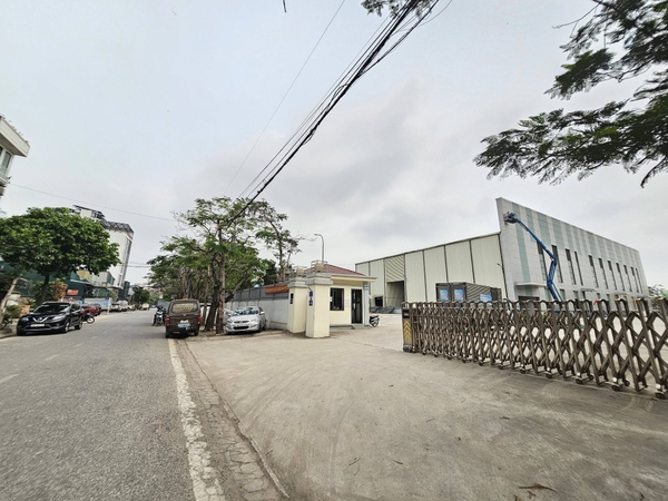 Bán đất mặt phố Hoa Động, Cự Khối, 81m2, MT 5.5m, đường 13.5m, tiện kinh doanh, VP cty