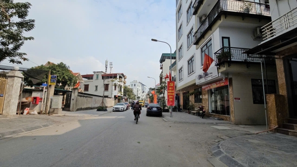 Bán đất mặt ngõ 201 Phúc Lợi, DT 45m2, MT 3.7m, đường 11m, tiện kinh doanh, ĐÃ BÁN