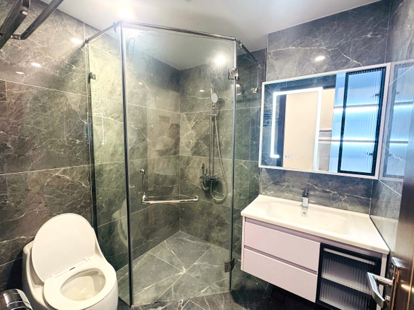Bán nhà phân lô phố Thanh Am, Việt Hưng, 6 tầng, DT 50m2, MT 4m, 4PN, full nội thất, đường 10m