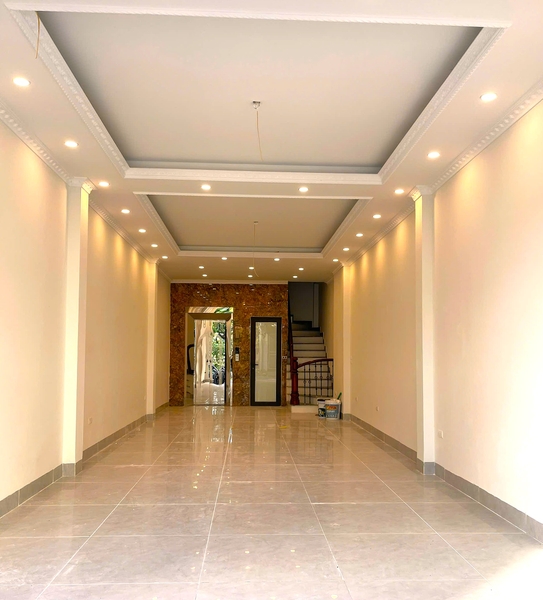 Bán nhà phân lô Thạch Bàn, 7 tầng, DT 56m2, MT 4.1m, có thang máy, gara ô tô, đường 11m
