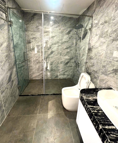Bán nhà Ngõ 344 Ngọc Thụy, gần Trường Việt Pháp, 8 tầng, DT 51m2, MT 6m, thang máy, gara