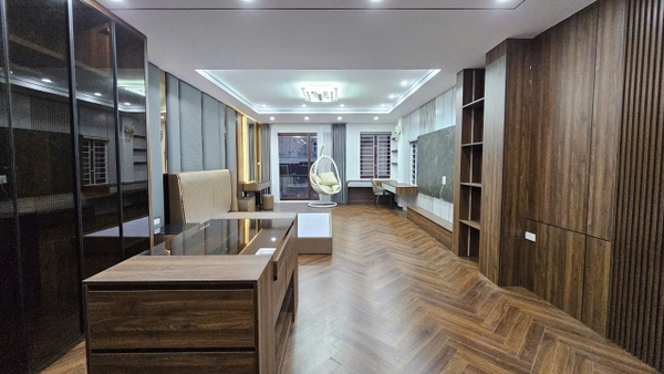 Bán nhà Ngõ 206 Cổ Linh, gần Aeon Mall, 7 tầng, DT 80m2, MT 5m, 4PN, Full nội thất