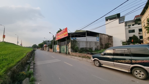 Bán nhà mặt đường Cự Khối, gần cầu Thanh Trì, DT 1100m2, MT 31m, container đỗ cửa