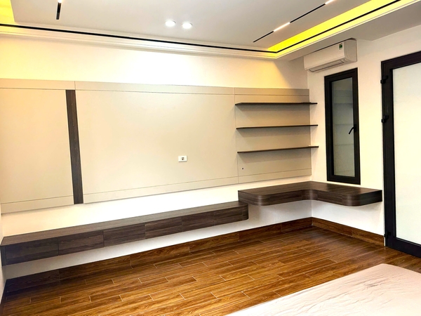 Bán nhà mặt ngõ phố Hoa Động, Cự Khối, 5 tầng, DT 90m2, MT 5m, có thang máy, gara ô tô