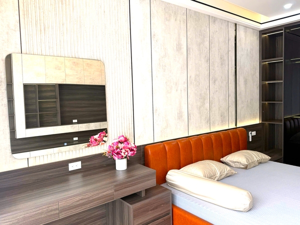 Bán nhà mặt ngõ phố Hoa Động, Cự Khối, 5 tầng, DT 90m2, MT 5m, có thang máy, gara ô tô