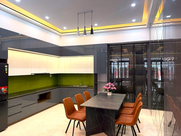 Bán nhà mặt ngõ phố Hoa Động, Cự Khối, 5 tầng, DT 90m2, MT 5m, có thang máy, gara ô tô