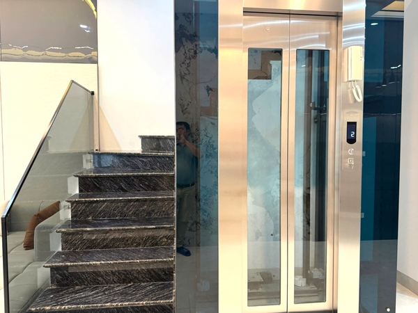 Bán nhà mặt ngõ phố Hoa Động, Cự Khối, 5 tầng, DT 90m2, MT 5m, có thang máy, gara ô tô