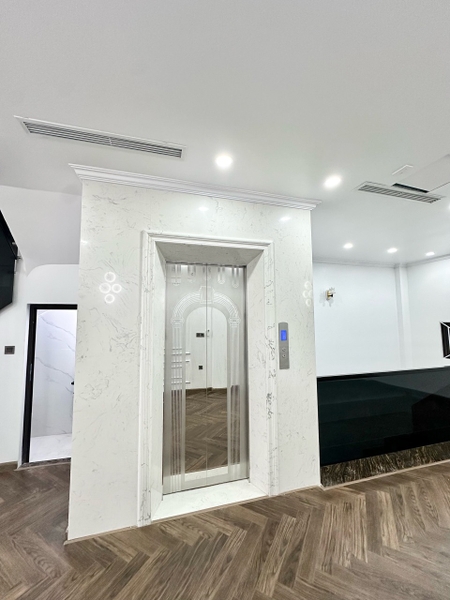 Bán nhà mặt ngõ Ngọc Thụy, Nhà 6 tầng, DT 75m2, MT 5m, có thang máy, gara 2 ô tô