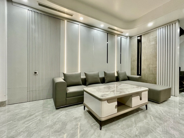 Bán nhà mặt ngõ Ngọc Thụy, Nhà 6 tầng, DT 75m2, MT 5m, có thang máy, gara 2 ô tô