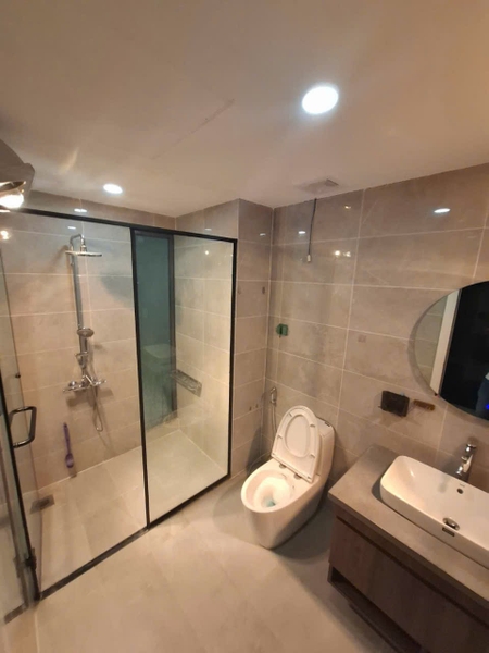 Bán nhà Ngõ 168 phố Hồng Tiến, Bồ Đề, 6 tầng, DT 48m2, MT 4.2m, 3PN, full nội thất
