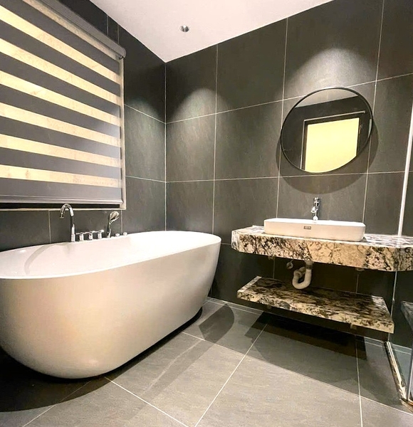 Bán nhà phân lô Thạch Bàn, 6 tầng, DT 50m2, MT 3,6m, có thang máy, gara ô tô, kinh doanh