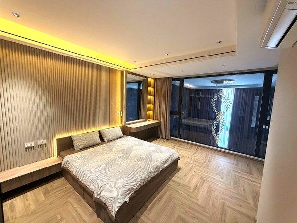 Bán nhà phố Lâm Du, Bồ Đề, gần cầu Trần Hưng Đạo, 7 tầng, DT 83m2, MT 5m, 4PN, 2026