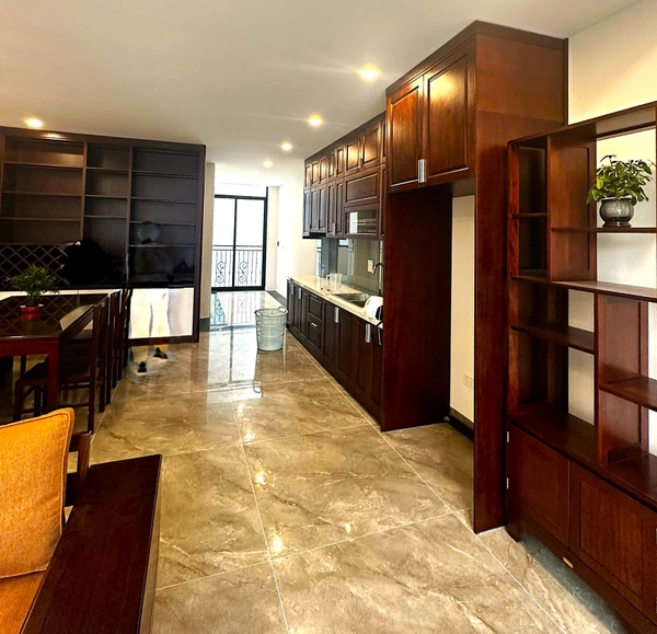 Bán nhà phố Lâm Hạ, Bồ Đề, 7 tầng, DT 68m2, MT 5m, 4PN, full nội thất, có thang máy, gara ô tô