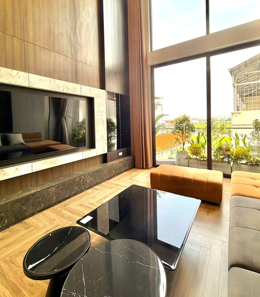 Bán nhà phố Nguyễn Văn Cừ, Bồ Đề, 7 tầng, DT 53m2, MT 4.4m, 4PN, có thang máy, gara ô tô