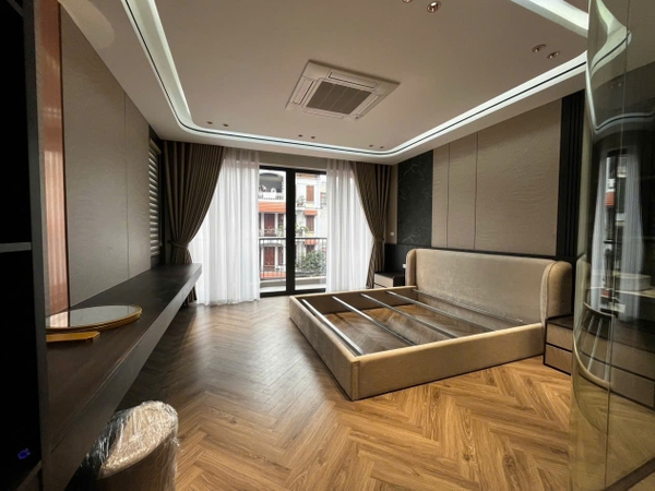 Bán nhà mặt ngõ Sài Đồng, gần Hapro, 6 tầng, DT 53m2, MT 4.15m, 3PN, Lô góc, 2026