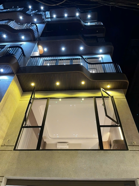 Bán nhà mặt ngõ Sài Đồng, gần Hapro, 6 tầng, DT 53m2, MT 4.15m, 3PN, Lô góc, 2026