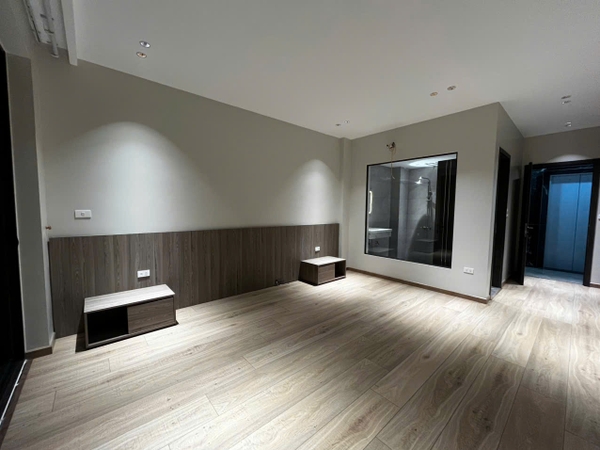 Bán nhà mặt ngõ Sài Đồng, gần Hapro, 6 tầng, DT 53m2, MT 4.15m, 3PN, Lô góc, 2026