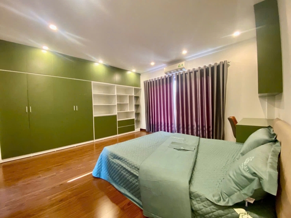 Bán nhà phố Thạch Bàn, nhà 6 tầng, DT 42m2, MT 5m, 3PN, Full nội thất, SĐCC, 2026