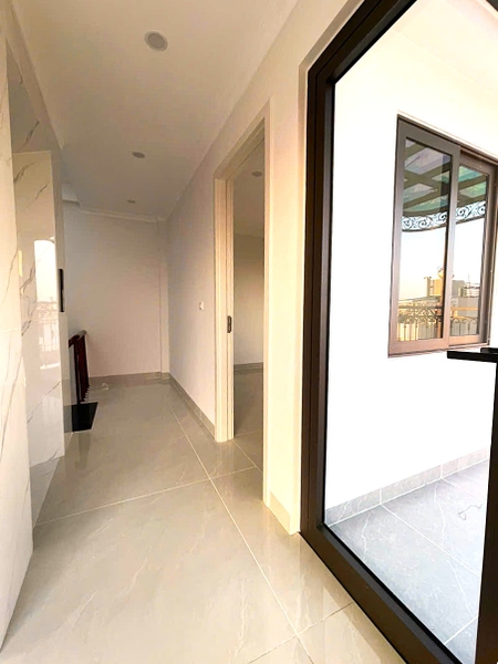 Bán nhà phân lô Ngõ 95 Vũ Xuân Thiều, 7 tầng, DT 58m2, MT 10m, 3PN, thang máy, gara ô tô