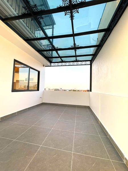 Bán nhà phân lô Ngõ 95 Vũ Xuân Thiều, 7 tầng, DT 58m2, MT 10m, 3PN, thang máy, gara ô tô