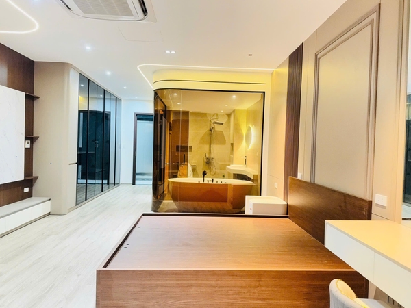 Bán nhà mặt ngõ 195 Phúc Lợi, 6 tầng, DT 60m2, MT 4m, 4PN, full nội thất, gara, thang máy