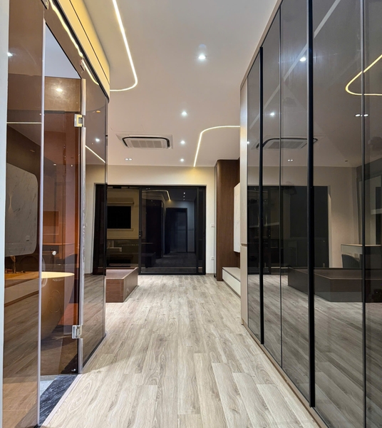 Bán nhà mặt ngõ 195 Phúc Lợi, 6 tầng, DT 60m2, MT 4m, 4PN, full nội thất, gara, thang máy