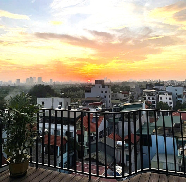Bán nhà phố Tư Đình, gần cầu Trần Hưng Đạo, 8 tầng, DT 55m2, MT 5.1m, 4PN, full nội thất