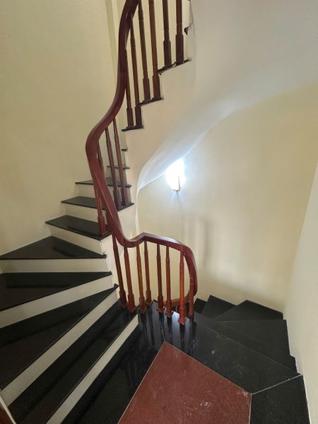 Bán nhà phố Đàm Quang Trung, gần cầu Vĩnh Tuy, 5 tầng, DT 30m2, MT 4m, 3PN, full nội thất