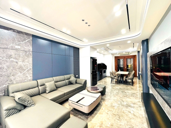 Bán nhà phân lô phố Thanh Am, Việt Hưng, 6 tầng, DT 50m2, MT 4m, 4PN, full nội thất, đường 10m