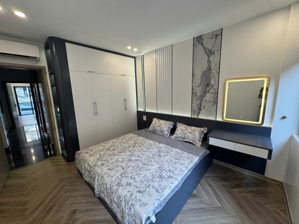 Bán nhà phố Chu Huy Mân, gần Vinschool, 6 tầng, DT 70m2, MT 3.6m, 5PN, full nội thất