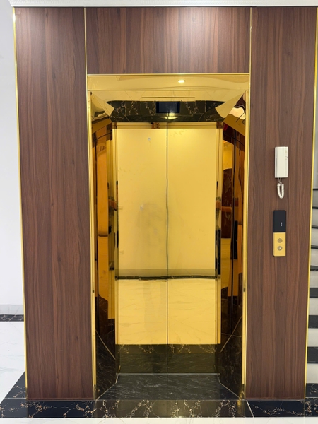 Bán nhà mặt phố khu Sài Đồng, 7 tầng, DT 80m2, MT 4.35m, 3PN, tiện kinh doanh, 2026