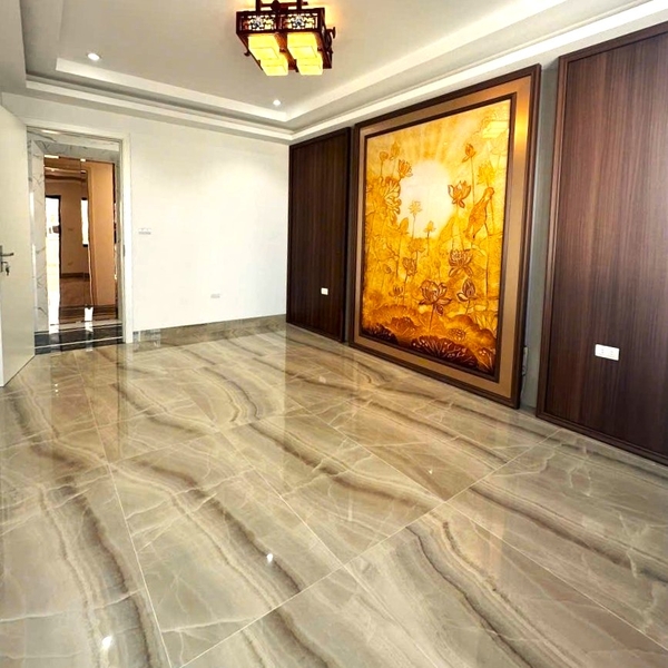 Bán nhà phân lô chân cầu Vĩnh Tuy, 8 tầng, DT 50m2, MT 3.6m, 3PN, có thang máy, gara ô tô