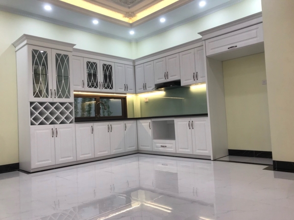 Bán nhà Ngõ 565 Bát Khối, Cự Khối, 6 tầng, DT 33m2, MT 3.6m, 3PN, ô tô đỗ cửa, 2024