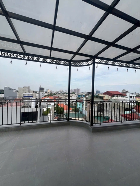 Bán nhà Ngõ 344 Ngọc Thụy, gần Trường Việt Pháp, 8 tầng, DT 51m2, MT 6m, thang máy, gara