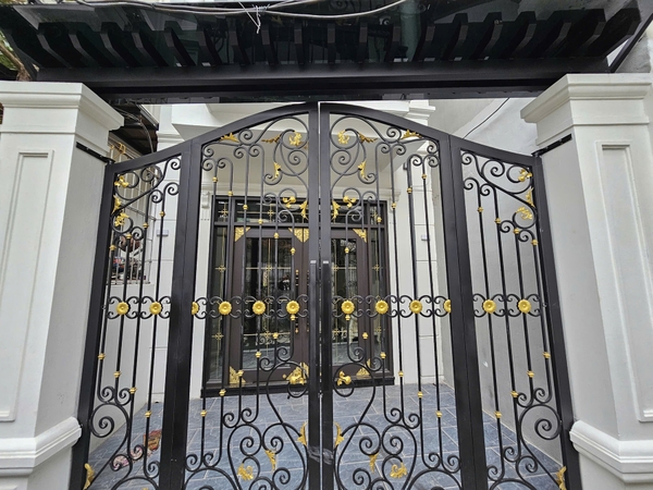 Bán nhà phố Nguyễn Thời Trung, Thạch Bàn, 4 tầng, DT 75m2, MT 4.5m, 4PN, full nội thất