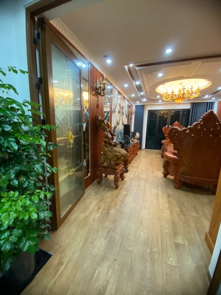 Bán nhà phân lô Tư Đình, 6 tầng, DT 76m2, MT 4.1m, 6PN, full nội thất, thang máy, gara